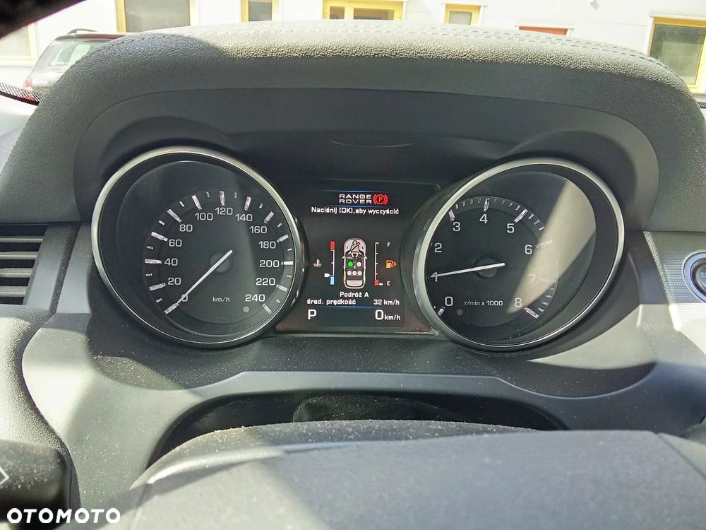 Land Rover Range Rover Evoque - 18