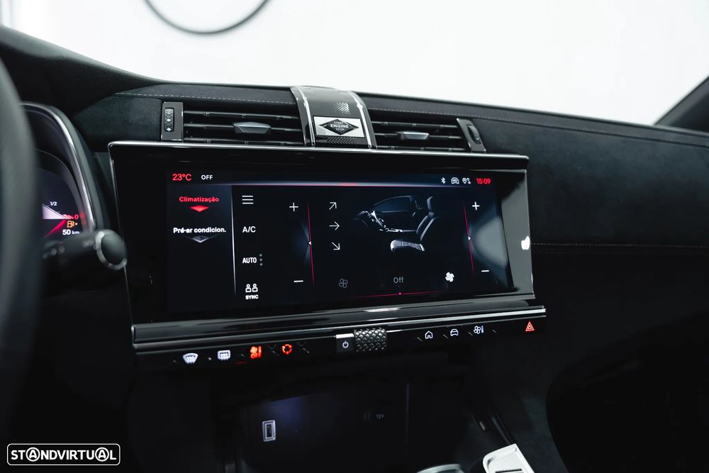 DS DS7 Crossback E-Tense Performance Line EAT8 - 42