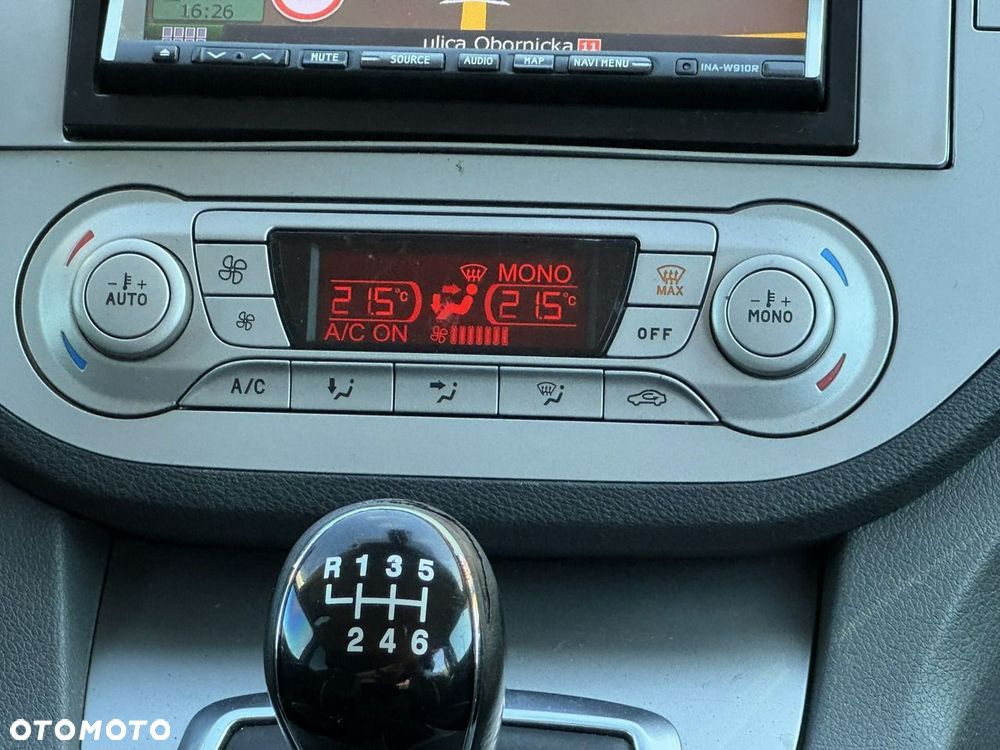 Ford Kuga - 30