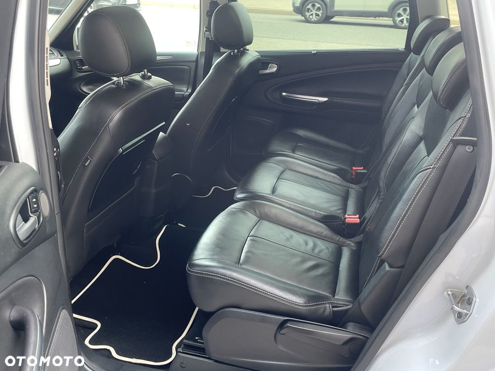 Ford S-Max 2.0 TDCi DPF Titanium X - 18