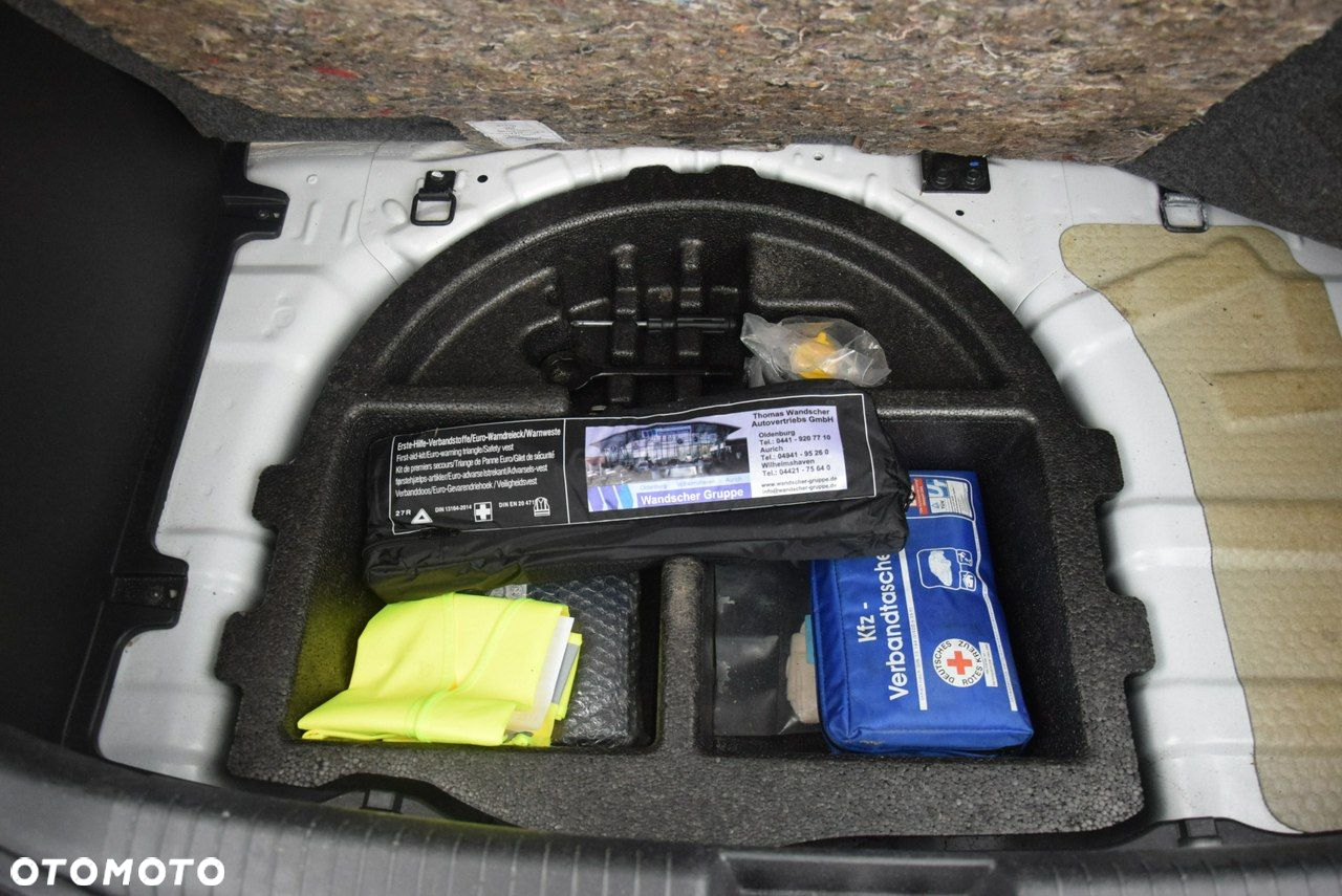 Hyundai i20 1.25 Wersja Jubileuszowa - 19