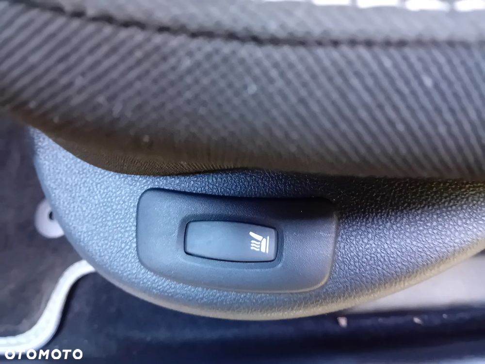 Renault Clio ENERGY TCe 90 Start & Stop LIMITED - 29