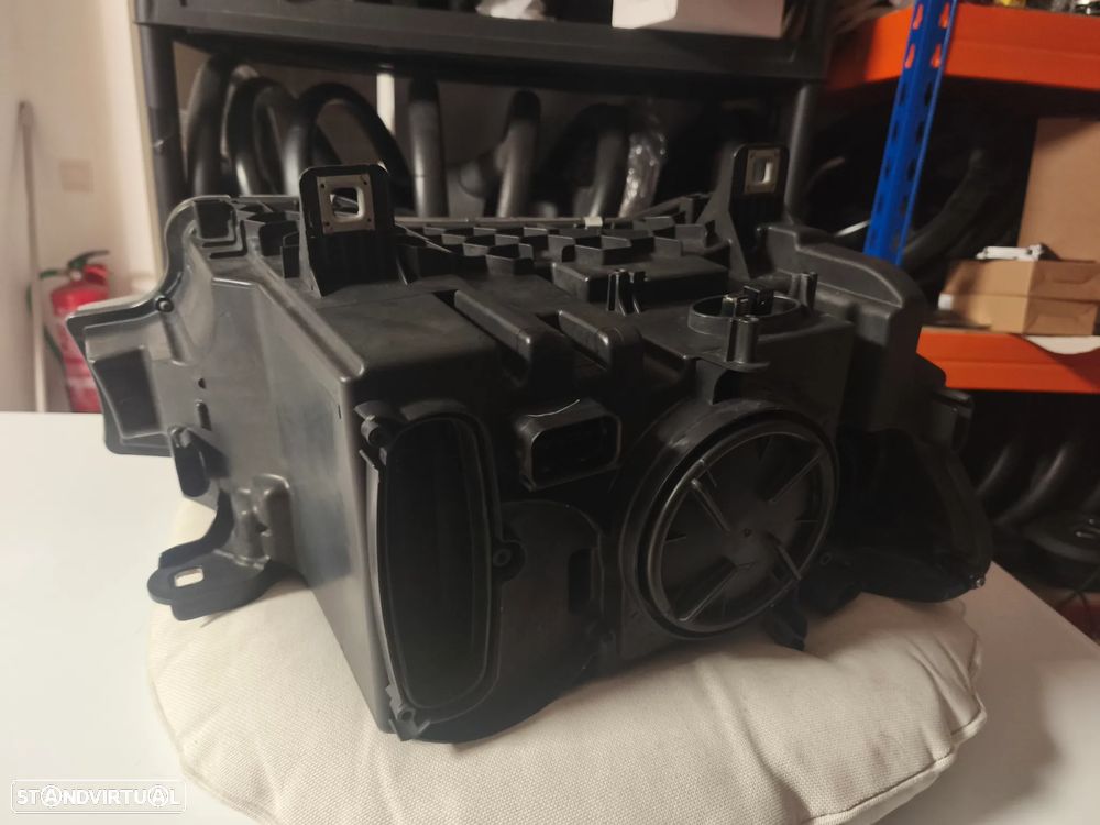 Farol esquerdo bi-xenon direcional X3 F25 LCI X4 F26 - 6