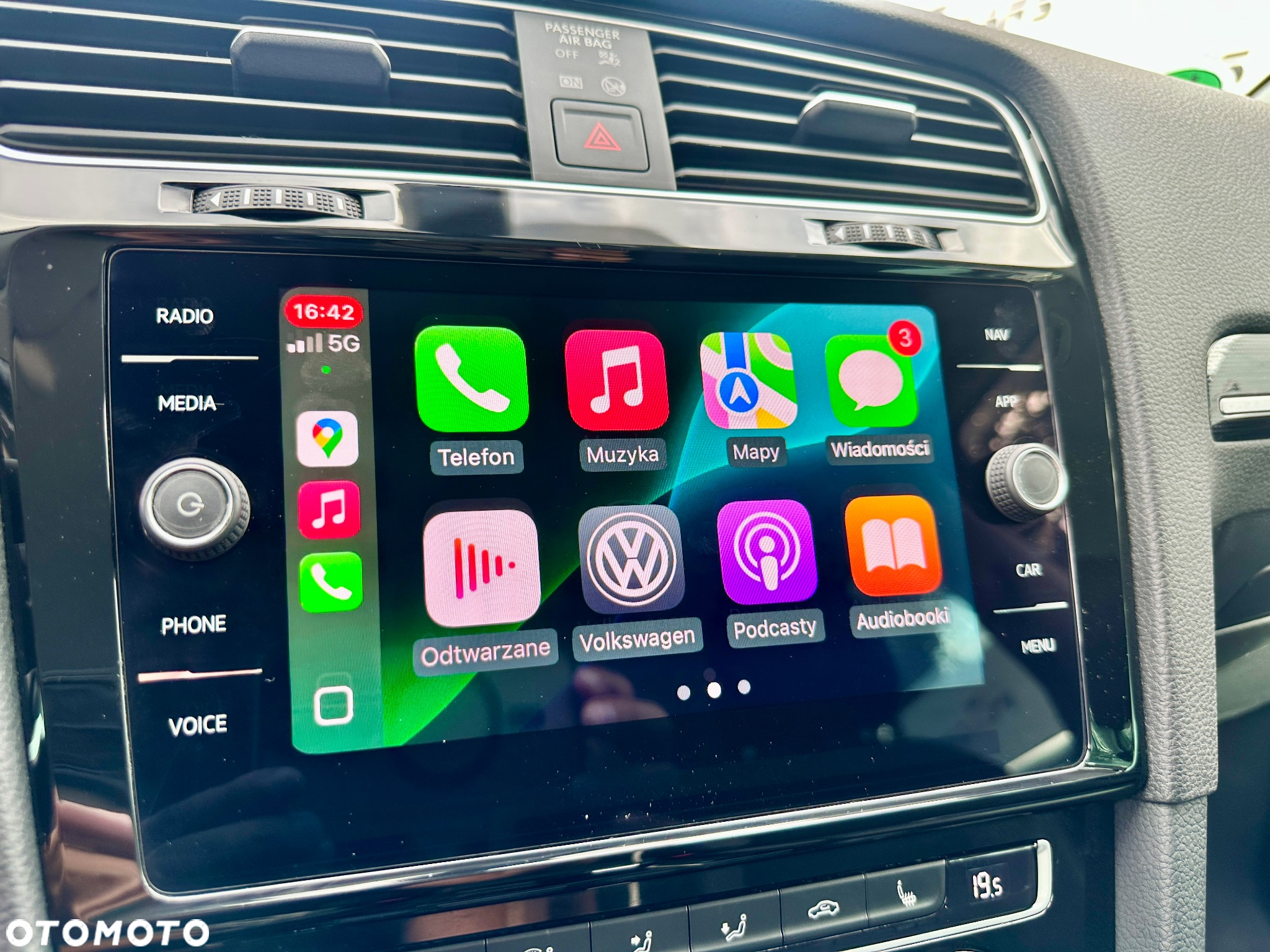 Volkswagen Golf - 26