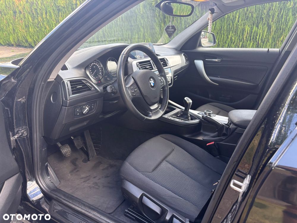 BMW Seria 1 116d EfficientDynamics Edition - 12