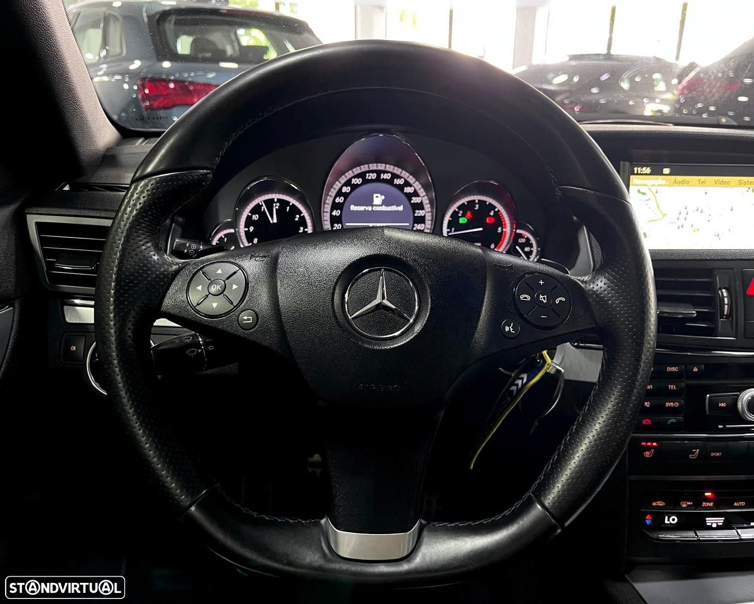 Mercedes-Benz E 220 - 29