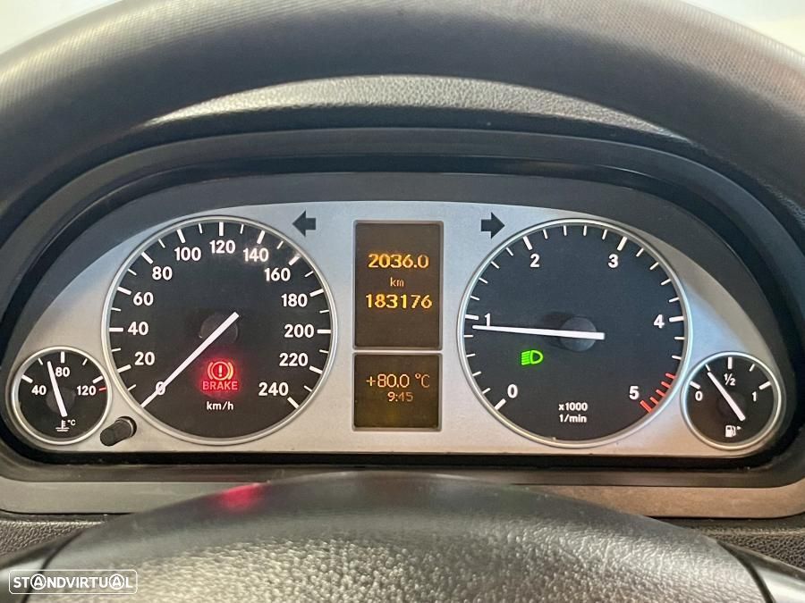 Mercedes-Benz B 180 CDi - 17