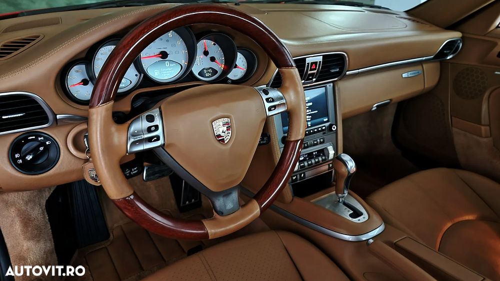 Porsche 911 Carrera S Tiptronic - 10