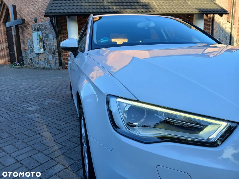 Audi A3 Sportback 1.6 TDI Attraction - 30