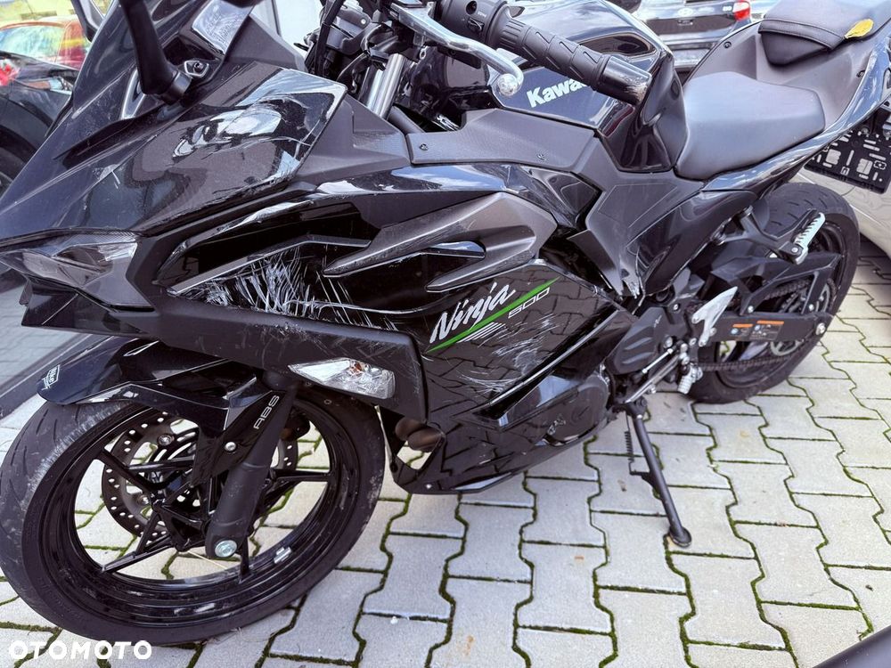 Kawasaki Ninja - 8
