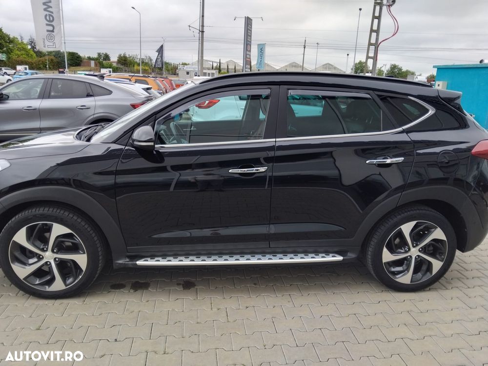Hyundai Tucson 2.0 CRDI 4WD 8AT Luxury - 8