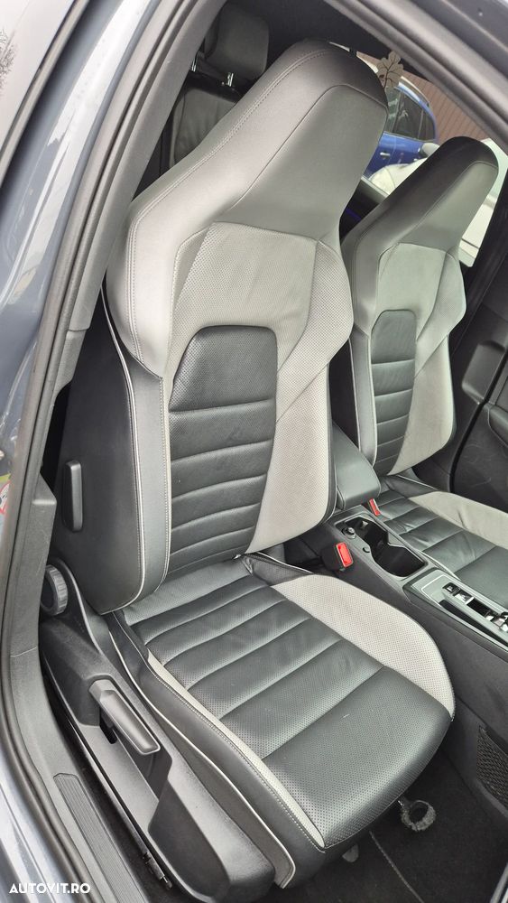 Volkswagen Golf 2.0 TDI SCR DSG GTD - 24