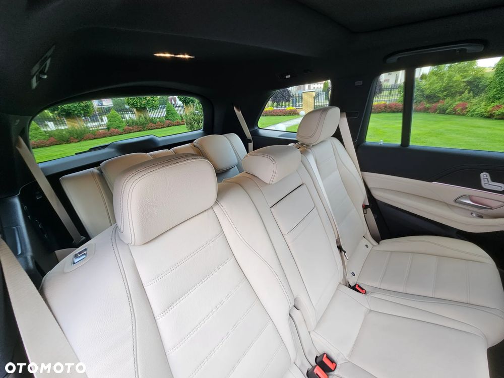 Mercedes-Benz GLS - 19