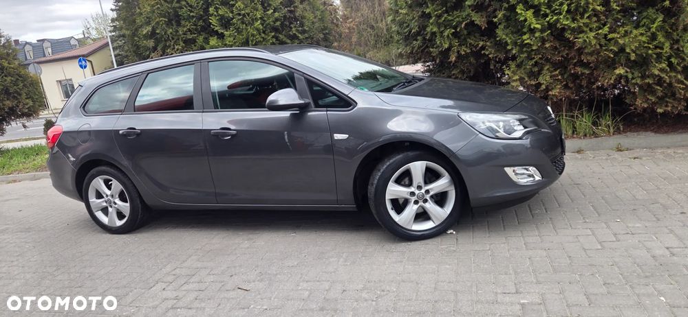 Opel Astra 1.6 Color Edition - 21