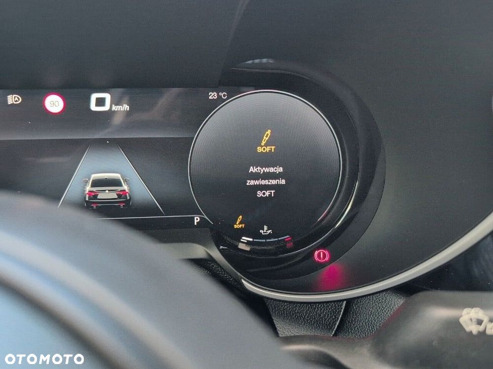 Alfa Romeo Giulia 2.0 Turbo 16V AT8-Q4 Ti - 28