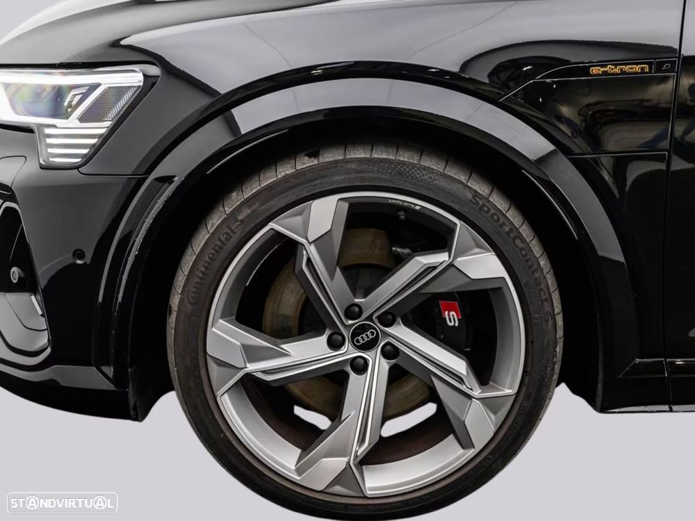 Audi e-tron - 7