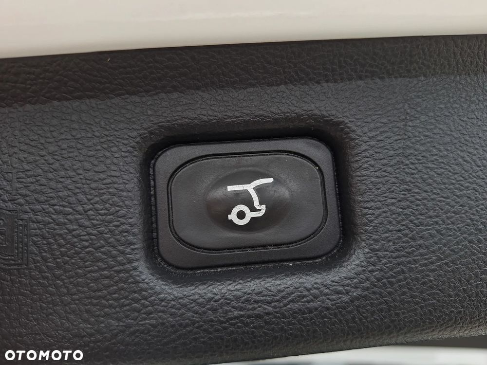 Ford S-Max 2.0 EcoBlue Titanium - 14