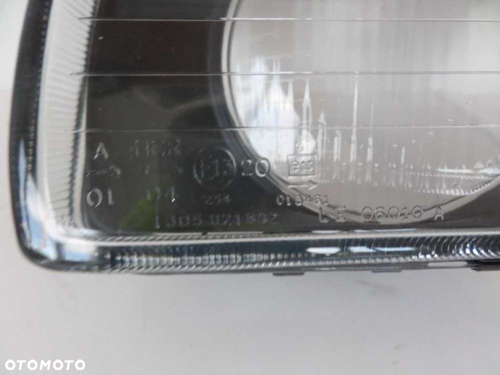 Szkło reflektorowe BMW seria 3 E36 - 3