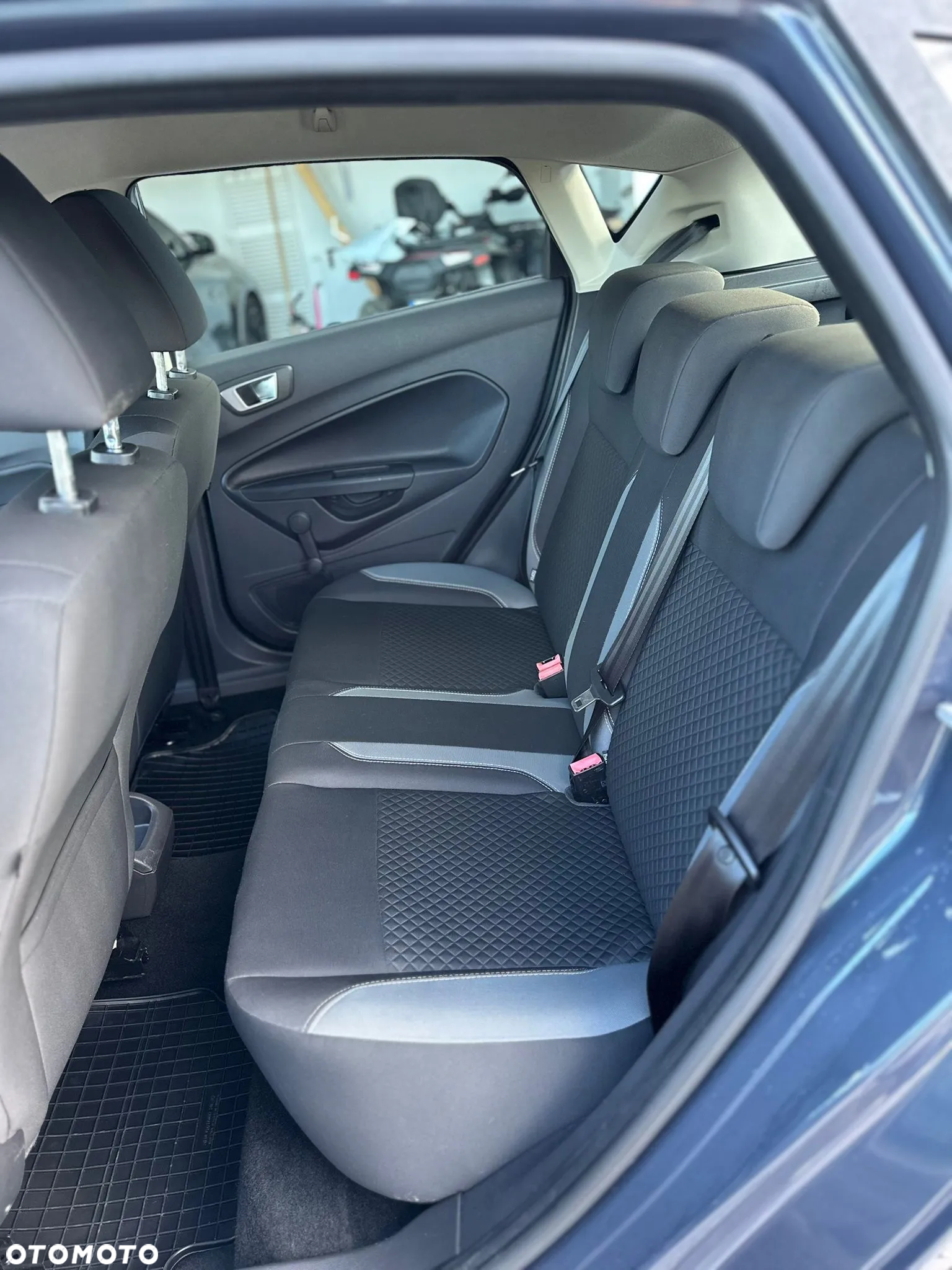 Ford Fiesta 1.0 Silver X Plus EU6 - 11
