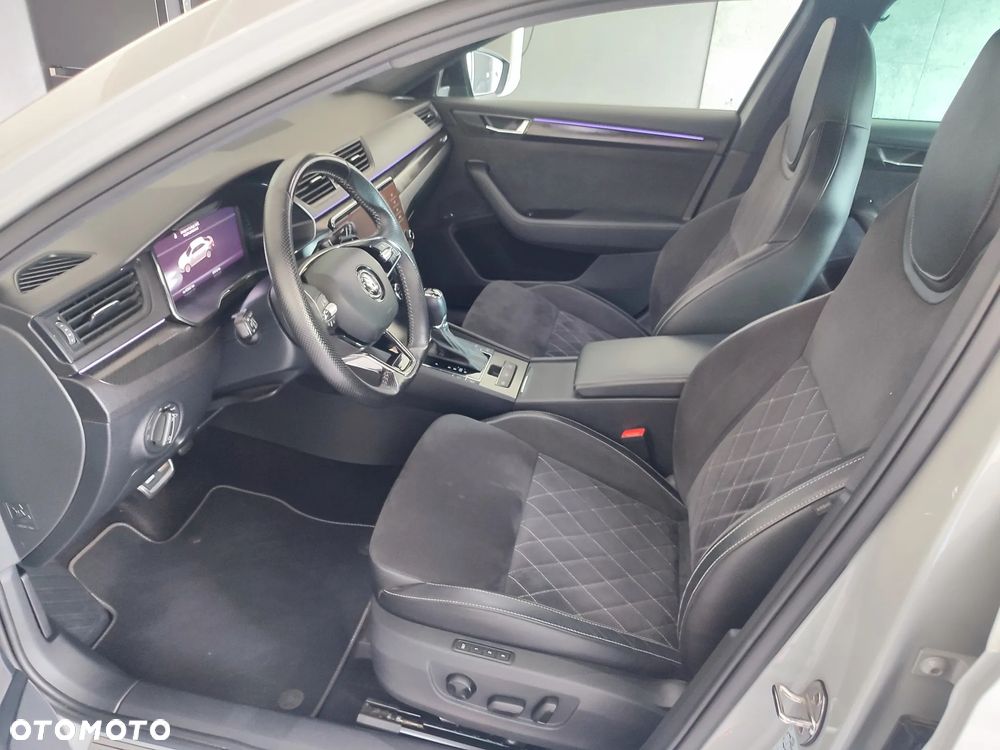 Skoda Superb 2.0 TDI SCR 4x4 Sportline DSG - 25
