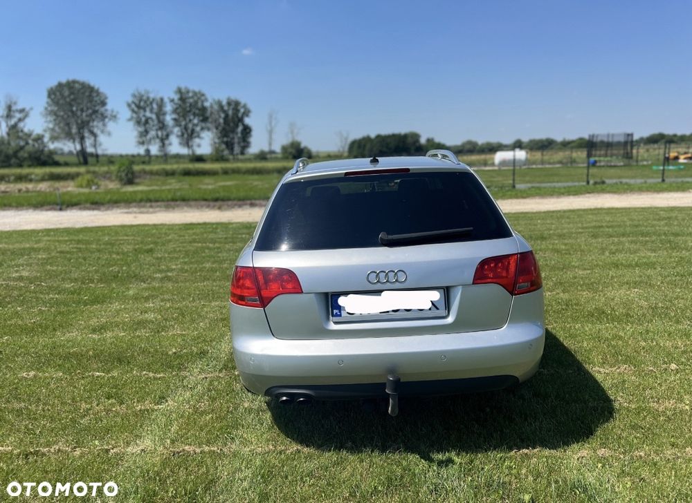 Audi A4 Avant 2.0 TDI - 4