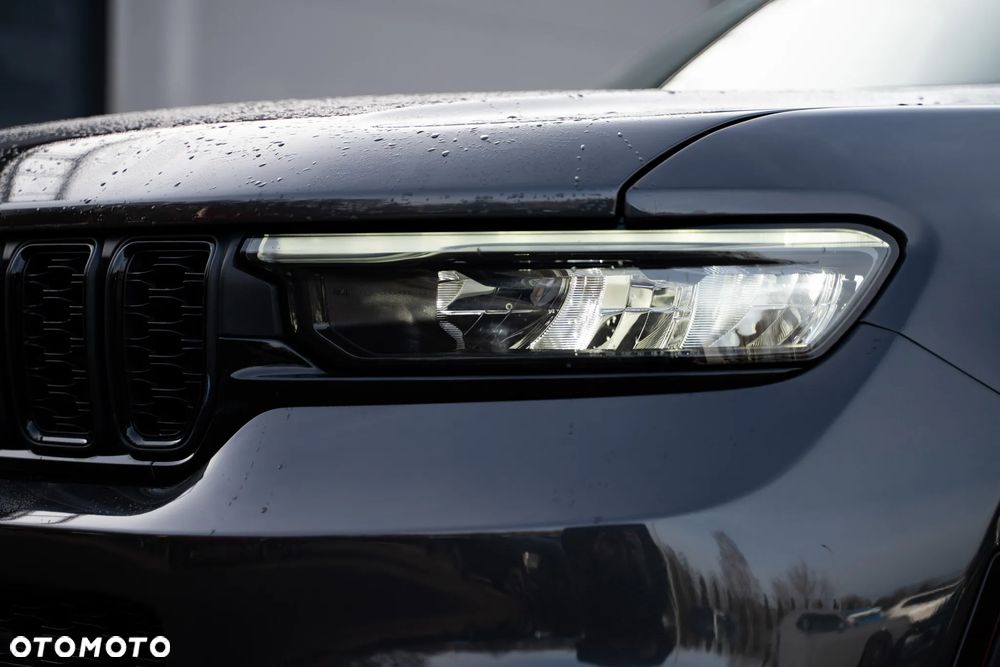 Jeep Grand Cherokee - 9