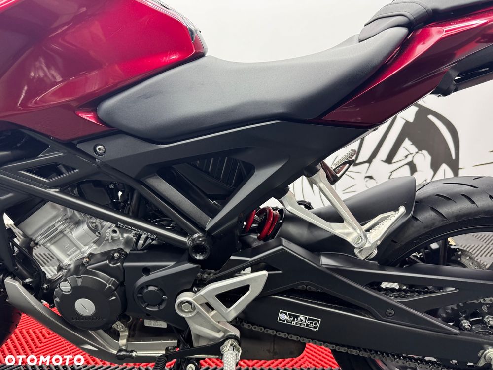 Honda CB - 15