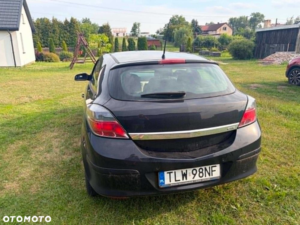 Opel Astra - 2