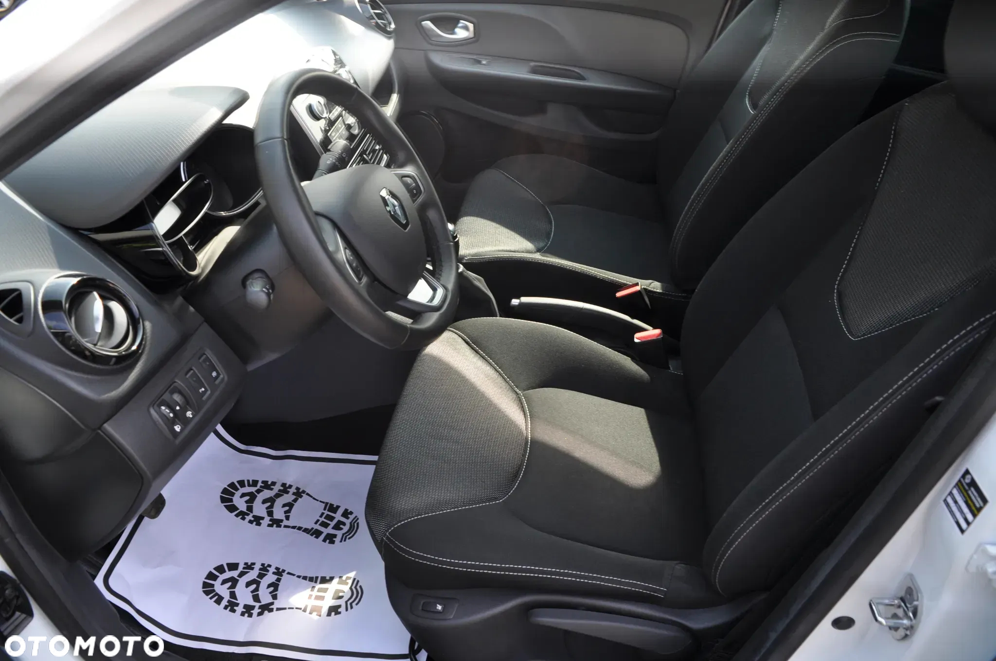 Renault Clio (Energy) TCe 75 Start & Stop LIMITED - 21