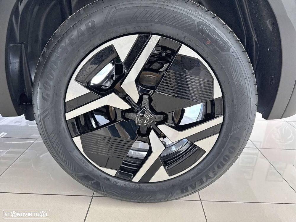 Peugeot 2008 1.2 PureTech Allure - 7