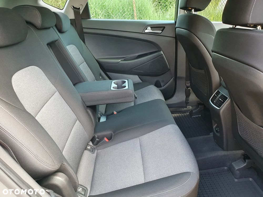 Hyundai Tucson 1.6 GDi 2WD Pure - 17