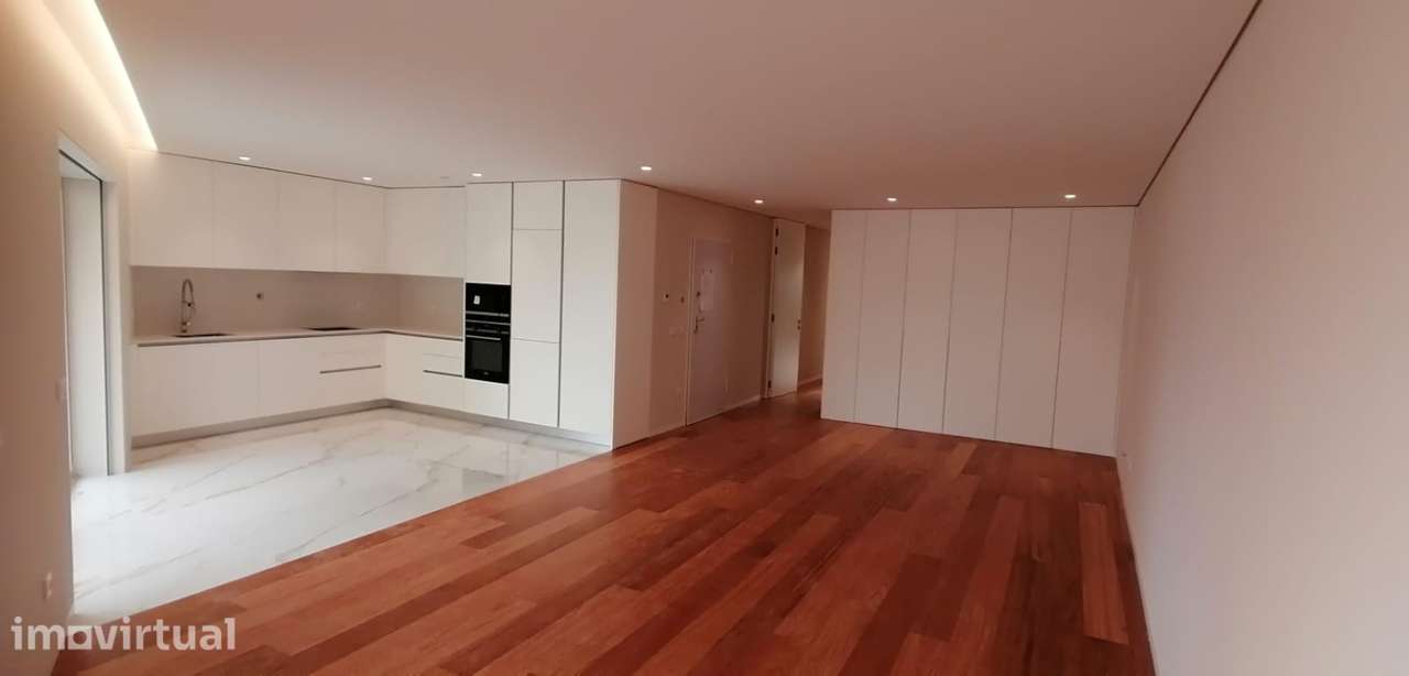 APARTAMENTOS NOVOS T3 E T4, JUNTO À PRAIA, NA PÓVOA DE VARZIM - Grande imagem: 3/5