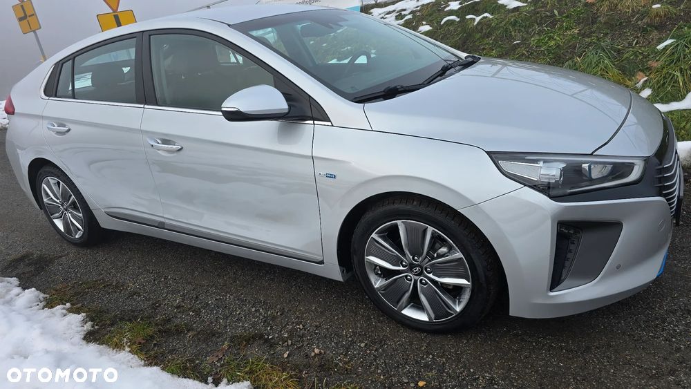 Hyundai IONIQ 1.6 GDI Premium - 5