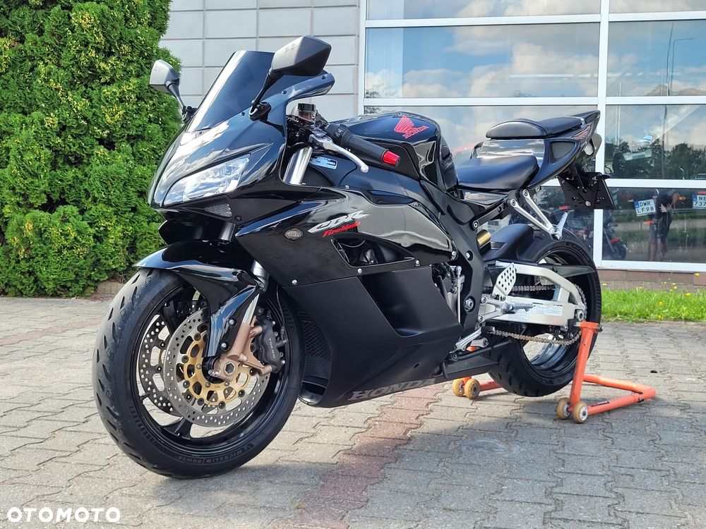Honda CBR - 14