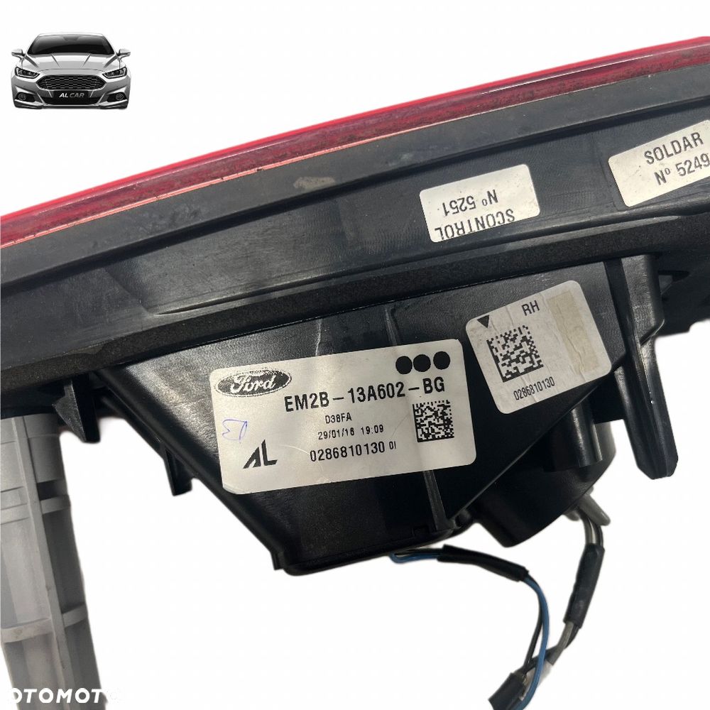 LAMPA PRAWA TYŁ W KLAPE FORD S-MAX MK2 - 3