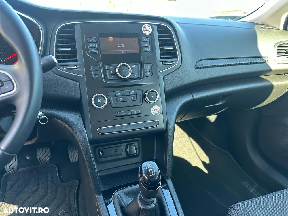 Renault Megane TCE 114 GPF Life - 7