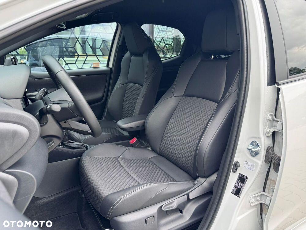 Toyota Yaris Hybrid 1.5 Executive - 6