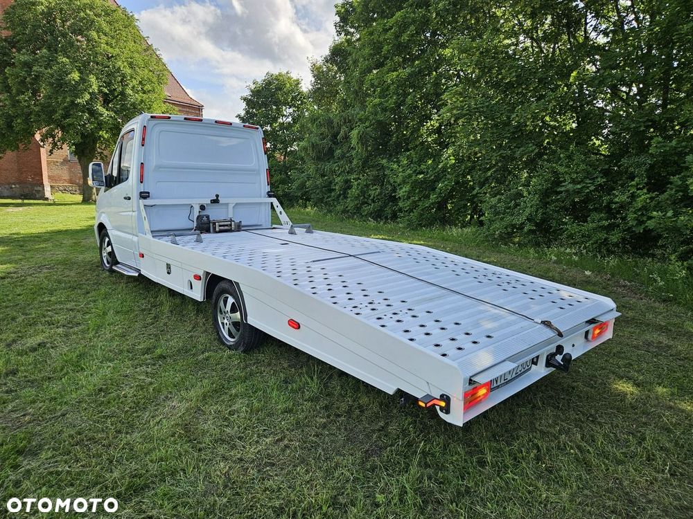 Mercedes-Benz Sprinter - 6