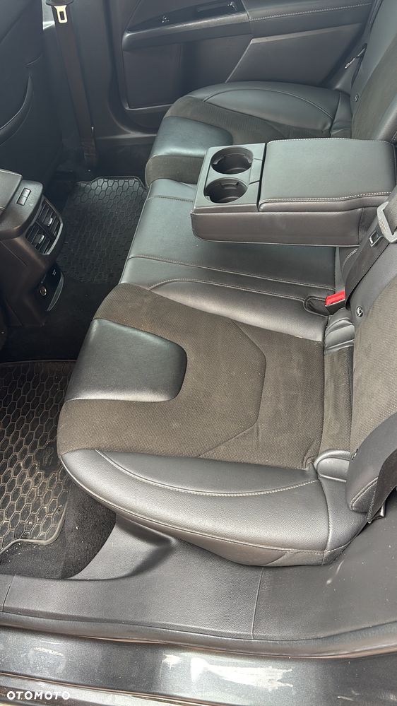 Ford Mondeo 2.0 Hybrid Titanium - 12