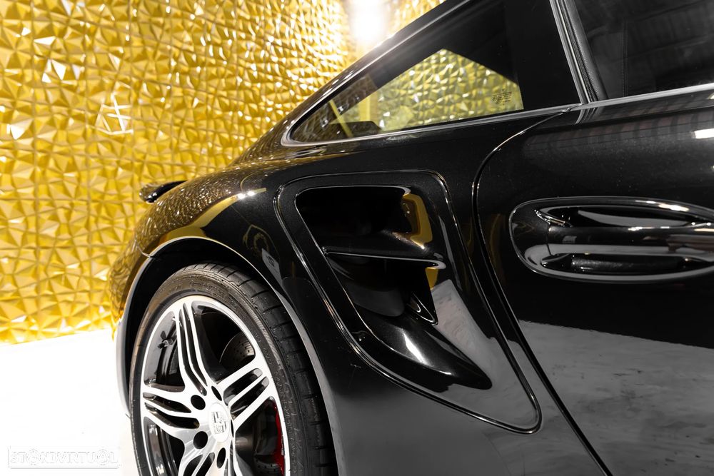 Porsche 911 (997) Turbo Tiptronic - 11