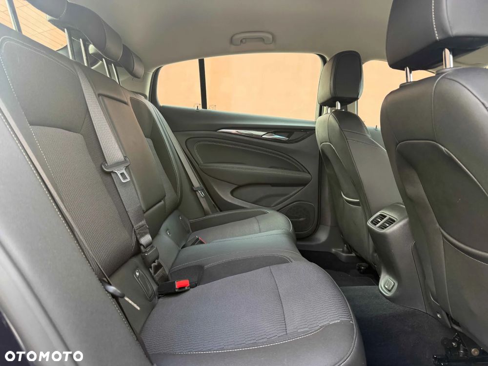 Opel Insignia CT 1.5 T Exclusive S&S - 6