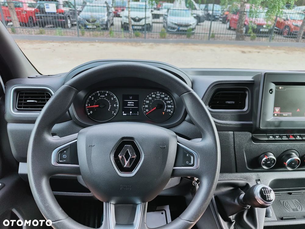 Renault Master - 24