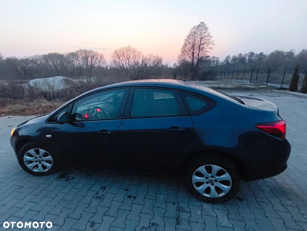 Opel Astra - 15