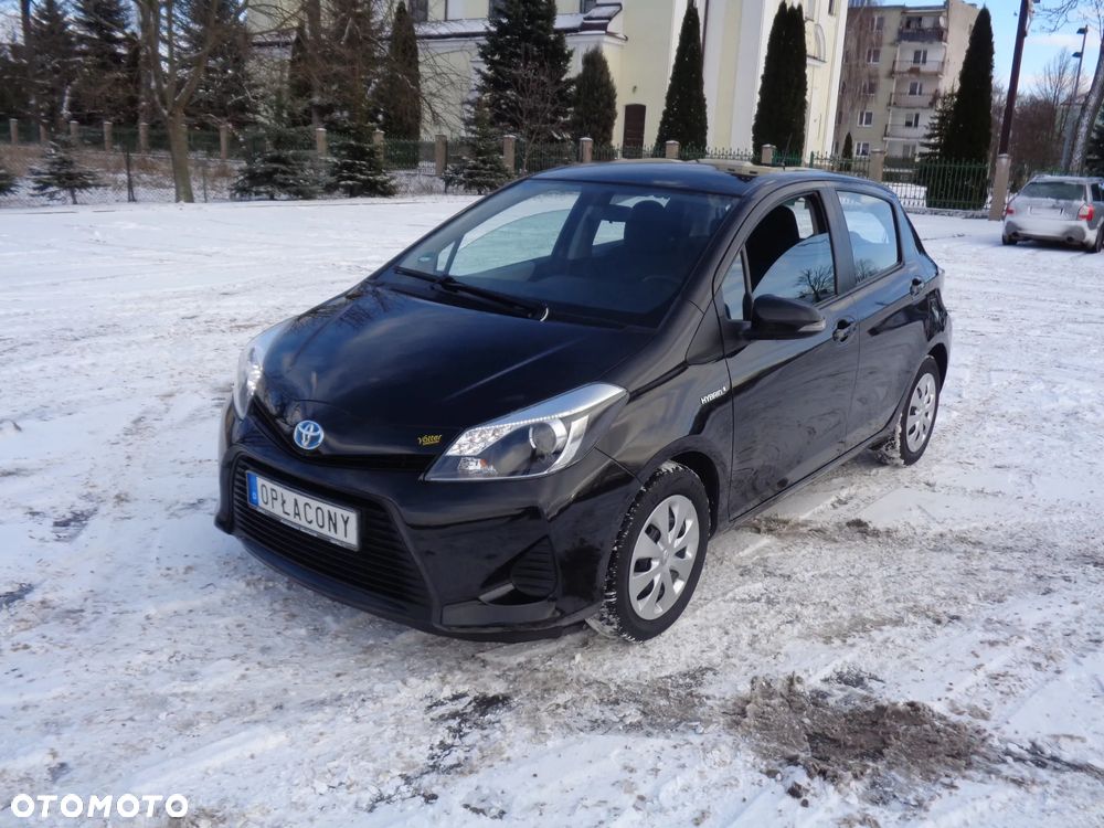 Toyota Yaris Hybrid 100 Life - 4