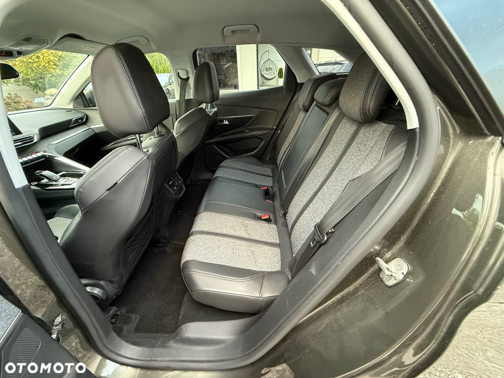 Peugeot 3008 1.5 BlueHDi Allure S&S EAT8 - 5