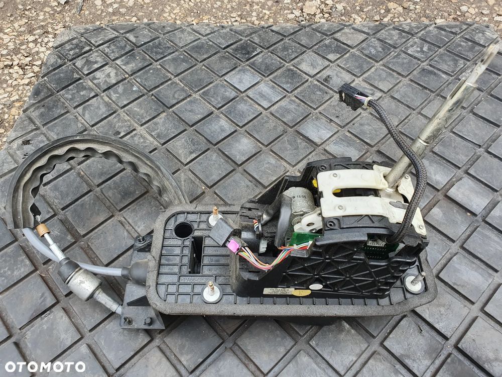 VW TOURAN 1T WYBIERAK SKRZYNI BIEGÓW AUTOMAT 1T1713025M lewarek dźwignia - 1