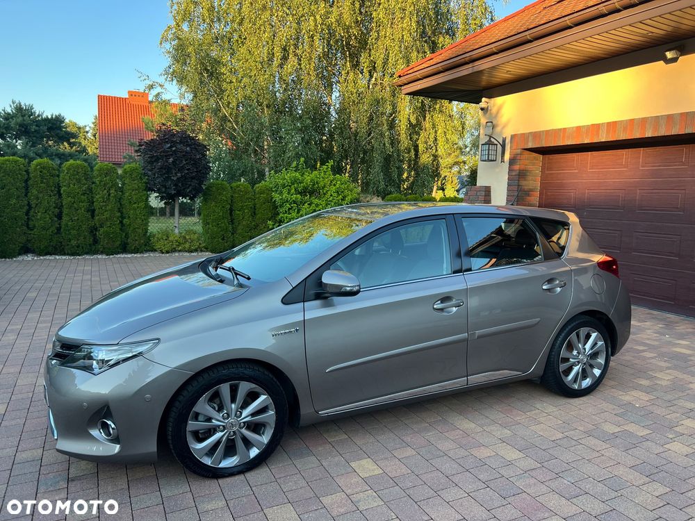 Toyota Auris - 11