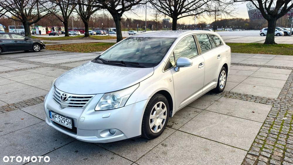 Toyota Avensis 2.0 D-4D Luna - 3