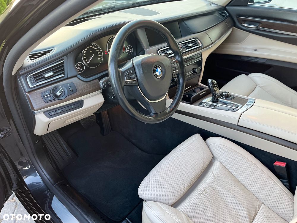 BMW Seria 7 730d - 6