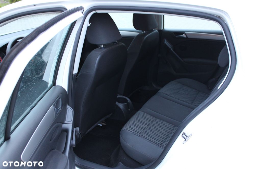 Volkswagen Golf - 12